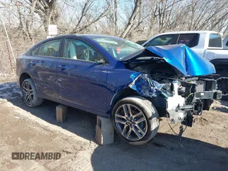 2019 Kia Forte S z VIN 3KPF34AD9KE064512, wystawiony jako IAAI lot #41586938 z przebiegiem Nie podano mil oraz . Historia ofert i sprzedaży dostępna na DreamBid. Obrazek 1.