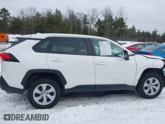 2024 Toyota RAV4 LE with VIN 2T3G1RFV1RC407810, listed as a IAAI auction lot 41559903 with 32,609 mi miles. Bid and sale history available at carsss.com. Image 14.