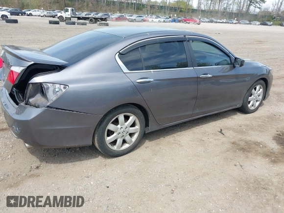2014 Honda Accord Sedan LX with VIN 1HGCR2F33EA306435, listed as a IAAI auction lot 42124792 with 136,522 mi miles. Bid and sale history available at carsss.com. Image 4.