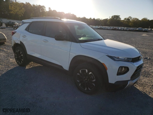 2021 Chevrolet TrailBlazer LT with VIN KL79MPS28MB136774, listed as a Copart auction lot 75987214 with 21,342 mi miles and Salvage Title. Bid and sale history available at carsss.com. Image 4.