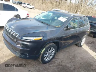 2016 Jeep Cherokee Latitude with VIN 1C4PJMCS7GW246423, listed as a IAAI auction lot 41805421 with 60,880 mi miles and . Bid and sale history available at carsss.com. Image 18.