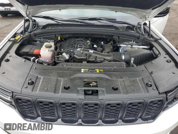 2024 Jeep Grand Cherokee Altitude X with VIN 1C4RJHAG4RC247791, listed as a Copart auction lot 58950805 with 10,467 mi miles and Salvage title. Bid and sale history available at DreamBid. Image 11.