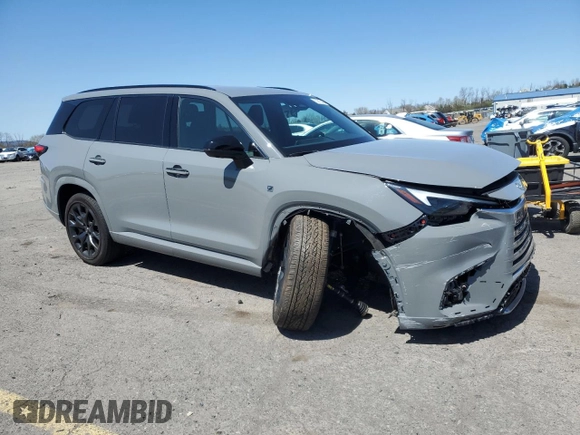 2024 Lexus TX 500h F Sport Premium z VIN 5TDABAB68RS004944, wystawiony jako Copart lot #53675445 z przebiegiem 6 394 mil mil oraz Szkoda całkowita • Salvage title. Historia ofert i sprzedaży dostępna na DreamBid. Obrazek 4.