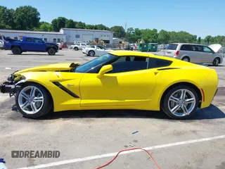 2016 Chevrolet Corvette 1LT z VIN 1G1YB2D77G5111974, wystawiony jako IAAI lot #42134341 z przebiegiem 28 287 mil mil oraz . Historia ofert i sprzedaży dostępna na DreamBid. Obrazek 15.