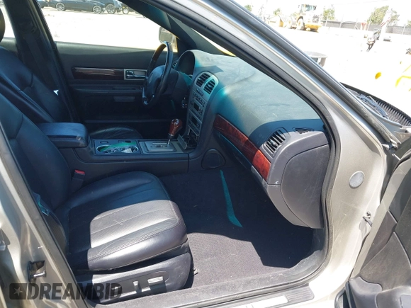 2006 Lincoln LS Sport z VIN 1LNFM87A16Y625511, wystawiony jako IAAI lot #42398600 z przebiegiem 91 964 mil mil oraz . Historia ofert i sprzedaży dostępna na DreamBid. Obrazek 5.