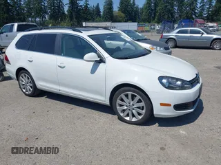 2014 Volkswagen Jetta TDI w/Sunroof & Nav with VIN 3VWPL7AJ2EM615172, listed as a IAAI auction lot 42809695 with 116,599 mi miles and . Bid and sale history available at DreamBid. Image 1.