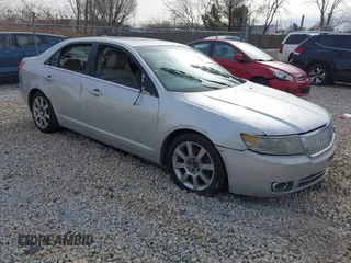 2009 Lincoln MKZ z VIN 3LNHM28T49R605620, wystawiony jako IAAI lot #41529528 z przebiegiem 208 321 mil mil oraz . Historia ofert i sprzedaży dostępna na DreamBid. Obrazek 1.