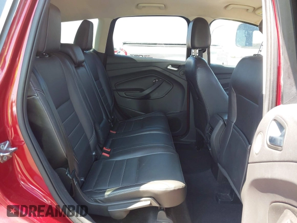 2016 Ford Escape SE z VIN 1FMCU0GX5GUB39043, wystawiony jako IAAI lot #42464213 z przebiegiem 92 478 mil mil oraz . Historia ofert i sprzedaży dostępna na DreamBid. Obrazek 8.