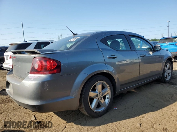 2013 Dodge Avenger SXT z VIN 1C3CDZCB2DN540451, wystawiony jako Copart lot #60446275 z przebiegiem 158 470 mil mil oraz Czysty tytuł • Clean title. Historia ofert i sprzedaży dostępna na DreamBid. Obrazek 3.