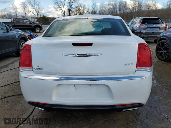 2015 Chrysler 300 Limited with VIN 2C3CCAAG5FH853816, listed as a Copart auction lot 47038945 with 122,051 mi miles and Non Repairable. Bid and sale history available at carsss.com. Image 6.