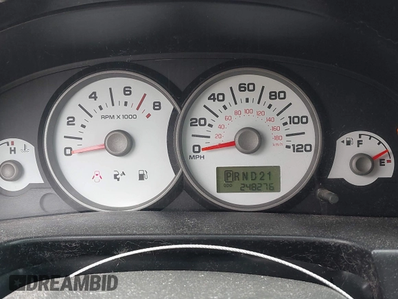 2005 Ford Escape XLT с VIN 1FMCU93185KB25796, выставлен на аукционе IAAI как лот 42374603 с пробегом 248 276 миль миль и . История ставок и продаж доступна на DreamBid. Изображение 7.