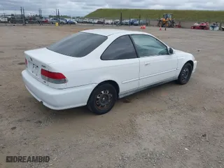 1997 Honda Civic EX with VIN 1HGEJ8143VL028501, listed as a IAAI auction lot 42058395 with 129,401 mi miles. Bid and sale history available at carsss.com. Image 4.