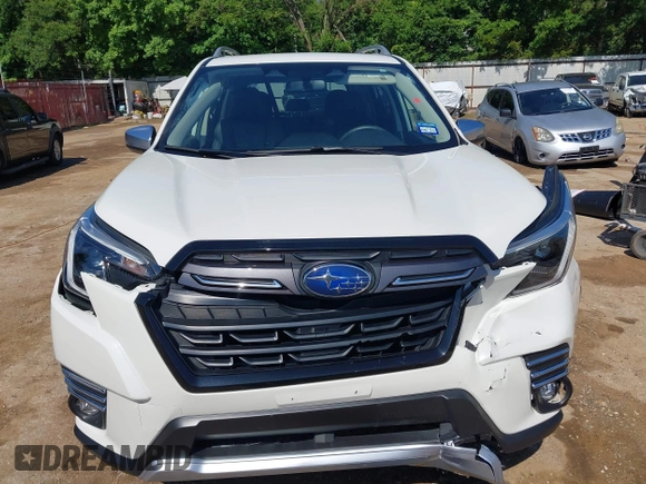 2023 Subaru Forester Touring with VIN JF2SKARC3PH525847, listed as a IAAI auction lot 42315726 with 32,235 mi miles and . Bid and sale history available at DreamBid. Image 12.