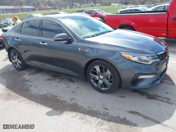 2019 Kia Optima S with VIN 5XXGT4L33KG378382, listed as a IAAI auction lot 41824192 with 114,649 mi miles. Bid and sale history available at carsss.com. Image 1.
