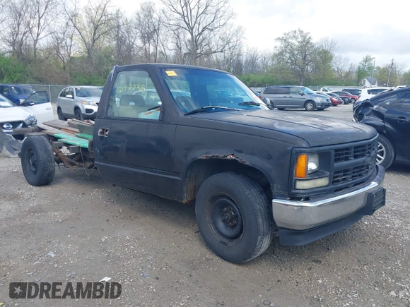 1994 Chevrolet Silverado 2500 z VIN 1GCFC24K6RE155578, wystawiony jako IAAI lot #42062238 z przebiegiem 303 962 mil mil oraz . Historia ofert i sprzedaży dostępna na DreamBid. Obrazek 1.