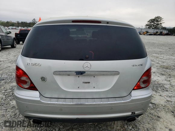 2008 Mercedes-Benz R 3.5L z VIN 4JGCB65E38A079342, wystawiony jako Copart lot #51164955 z przebiegiem 167 547 mil mil oraz Szkoda całkowita • Salvage title. Historia ofert i sprzedaży dostępna na DreamBid. Obrazek 6.