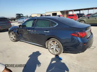2018 Infiniti Q70 Luxe with VIN JN1BY1PP1JM330463, listed as a Copart auction lot 82692854 with 66,300 mi miles and Salvage title. Bid and sale history available at DreamBid. Image 2.