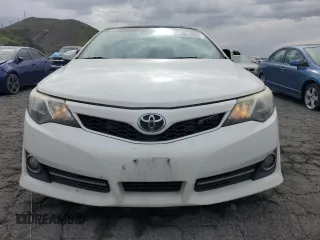 2013 Toyota Camry L with VIN 4T1BF1FK5DU242962, listed as a Copart auction lot 53510055 with 248,419 mi miles and Clean Title. Bid and sale history available at carsss.com. Image 5.