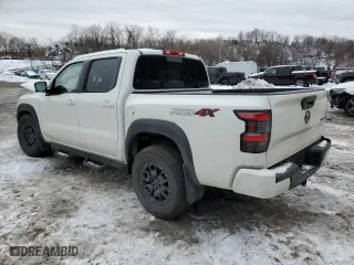 2023 Nissan Frontier PRO-4X with VIN 1N6ED1EK5PN625823, listed as a Copart auction lot 44684085 with 28,770 mi miles and Salvage Title. Bid and sale history available at carsss.com. Image 2.