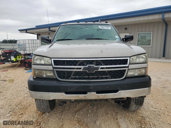 2007 Chevrolet Silverado 2500HD Classic LS with VIN 1GCHC29U77E190906, listed as a Copart auction lot 76847794 with 235,505 mi miles and Clean Title. Bid and sale history available at carsss.com. Image 5.