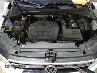 2019 Volkswagen Tiguan S with VIN 3VV0B7AX0KM177700, listed as a Copart auction lot 46752785 with 54,738 mi miles and Salvage title. Bid and sale history available at DreamBid. Image 14.