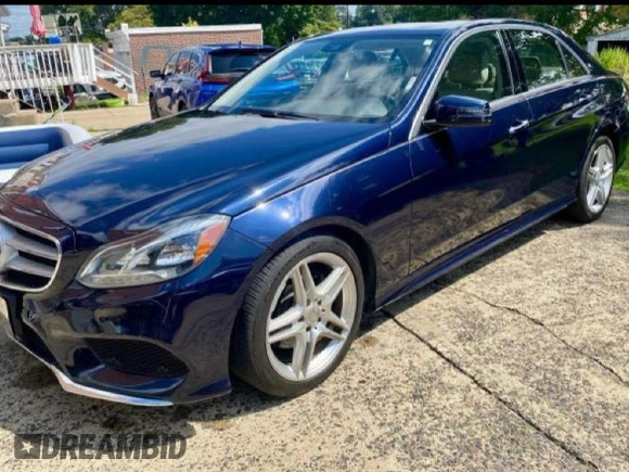 2014 Mercedes-Benz E-Class E 350 Luxury with VIN WDDHF8JB1EA850968, listed as a Copart auction lot 74992484 with 110,021 mi miles and Clean Title. Bid and sale history available at carsss.com. Image 1.