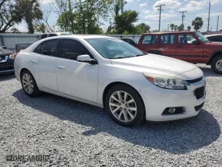 2015 Chevrolet Malibu LTZ with VIN 1G11F5SL7FF213548, listed as a Copart auction lot 50828735 with 112,300 mi miles and Salvage Title. Bid and sale history available at carsss.com. Image 4.