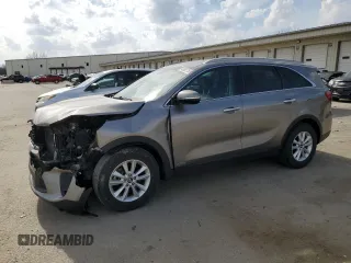 2019 Kia Sorento LX with VIN 5XYPGDA33KG525268, listed as a Copart auction lot 49307155 with 110,945 mi miles and Salvage Title. Bid and sale history available at carsss.com. Image 1.
