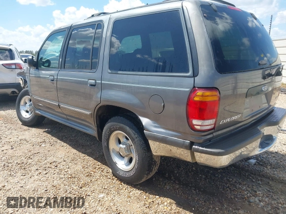 1998 Ford Explorer with VIN 1FMZU32X5WUB79785, listed as a IAAI auction lot 41958251 with 156,787 mi miles and . Bid and sale history available at DreamBid. Image 3.