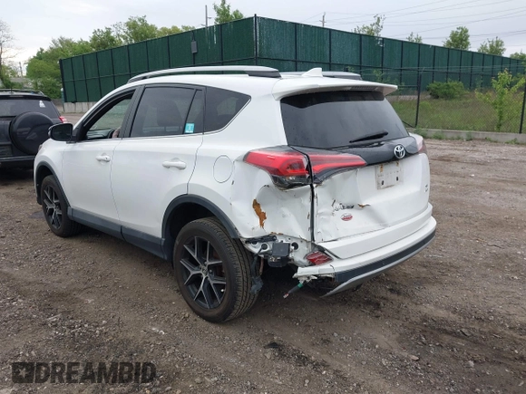 2017 Toyota RAV4 SE z VIN 2T3JFREV3HW695013, wystawiony jako IAAI lot #42232518 z przebiegiem 68 454 mil mil oraz . Historia ofert i sprzedaży dostępna na DreamBid. Obrazek 3.