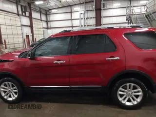 2014 Ford Explorer XLT with VIN 1FM5K8D82EGC13413, listed as a IAAI auction lot 41583376 with 138,890 mi miles and . Bid and sale history available at carsss.com. Image 14.