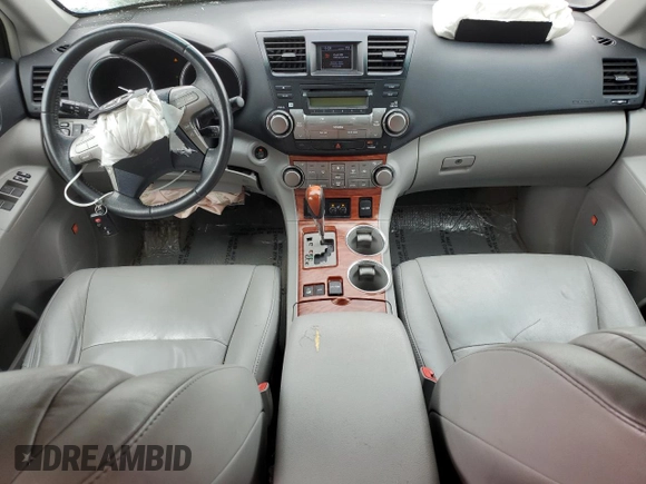 2010 Toyota Highlander Limited with VIN 5TDDK3EH1AS024432, listed as a Copart auction lot 53903575 with 177,763 mi miles and Salvage title. Bid and sale history available at DreamBid. Image 8.