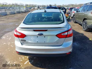 2012 Ford Focus SE with VIN 1FAHP3F2XCL152921, listed as a IAAI auction lot 41962319 with 149,910 mi miles. Bid and sale history available at carsss.com. Image 16.
