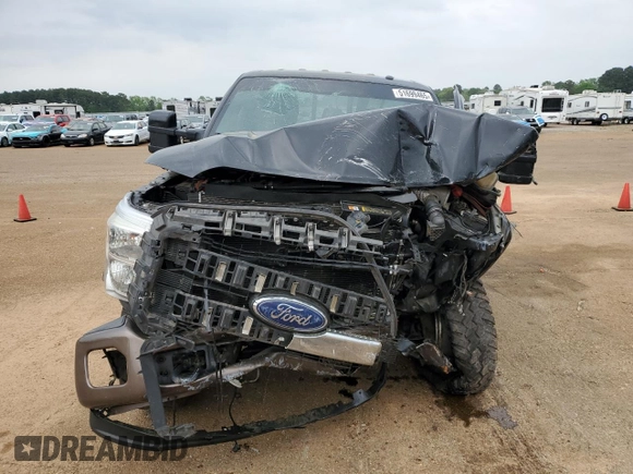 2015 Ford F-350 Platinum with VIN 1FT8W3BT7FEC11976, listed as a Copart auction lot 51699465 with 167,711 mi miles and Salvage Title. Bid and sale history available at DreamBid. Image 5.