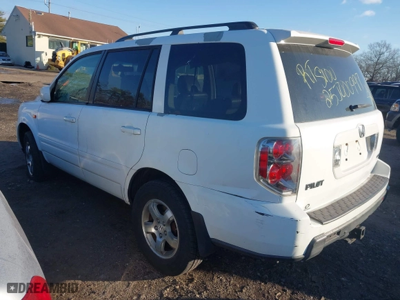 2006 Honda Pilot EX-L with RES with VIN 5FNYF18686B010429, listed as a IAAI auction lot 41444366 with 999,999 mi miles. Bid and sale history available at carsss.com. Image 3.
