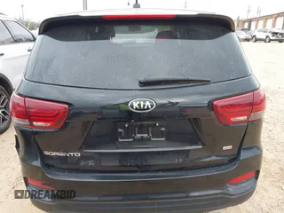 2019 Kia Sorento LX with VIN 5XYPG4A35KG577548, listed as a IAAI auction lot 41463981 with 74,260 mi miles. Bid and sale history available at carsss.com. Image 16.