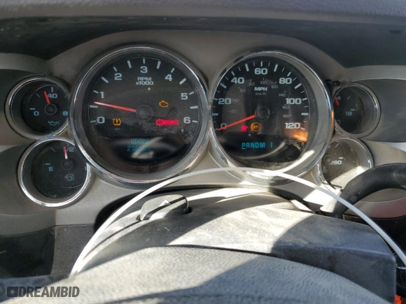 2008 Chevrolet Silverado 2500HD Work Truck with VIN 1GCHC29K68E120121, listed as a Copart auction lot 49831995 with 238,585 mi miles and Clean Title. Bid and sale history available at carsss.com. Image 9.