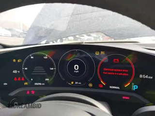 2020 Porsche Taycan 4S z VIN WP0AB2Y16LSA53420, wystawiony jako IAAI lot #41455821 z przebiegiem 25 296 mil mil oraz . Historia ofert i sprzedaży dostępna na DreamBid. Obrazek 7.