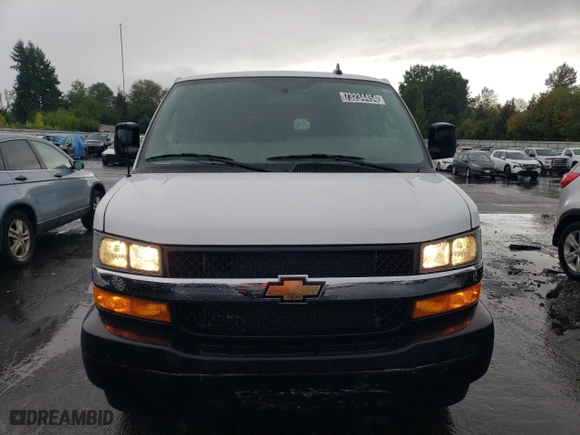2022 Chevrolet Express Cargo Van with VIN 1GCWGAF71N1211905, listed as a Copart auction lot 73234454 with 16,763 mi miles and Clean Title. Bid and sale history available at carsss.com. Image 5.