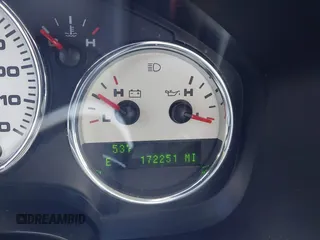 2004 Ford F-150 XLT with VIN 1FTPW14584FA24705, listed as a IAAI auction lot 41883212 with 172,251 mi miles. Bid and sale history available at carsss.com. Image 15.