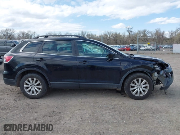 2008 Mazda CX-9 Grand Touring z VIN JM3TB38A780161857, wystawiony jako IAAI lot #42099450 z przebiegiem 220 951 mil mil oraz . Historia ofert i sprzedaży dostępna na DreamBid. Obrazek 14.