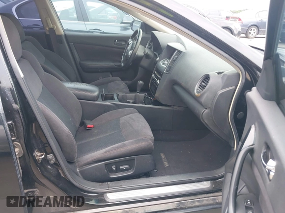 2010 Nissan Maxima SV with VIN 1N4AA5AP2AC855086, listed as a IAAI auction lot 42493876 with 189,260 mi miles and . Bid and sale history available at DreamBid. Image 5.