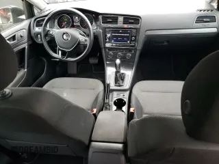 2019 Volkswagen Golf S z VIN 3VWG57AU8KM020682, wystawiony jako Copart lot #51091875 z przebiegiem 48 257 mil mil oraz Szkoda całkowita • Salvage title. Historia ofert i sprzedaży dostępna na DreamBid. Obrazek 8.