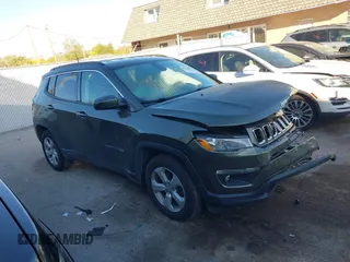 2019 Jeep Compass Altitude z VIN 3C4NJCBB6KT637645, wystawiony jako IAAI lot #40686310 z przebiegiem 60 215 mil mil oraz . Historia ofert i sprzedaży dostępna na DreamBid. Obrazek 1.