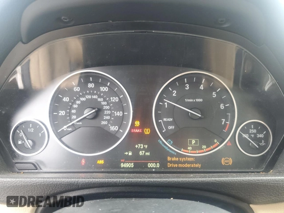 2015 BMW 3 Series 328i xDrive с VIN WBA3B5G57FNS14661, выставлен на аукционе Copart как лот 61301435 с пробегом 94 905 миль миль и Списание • Salvage title. История ставок и продаж доступна на DreamBid. Изображение 9.