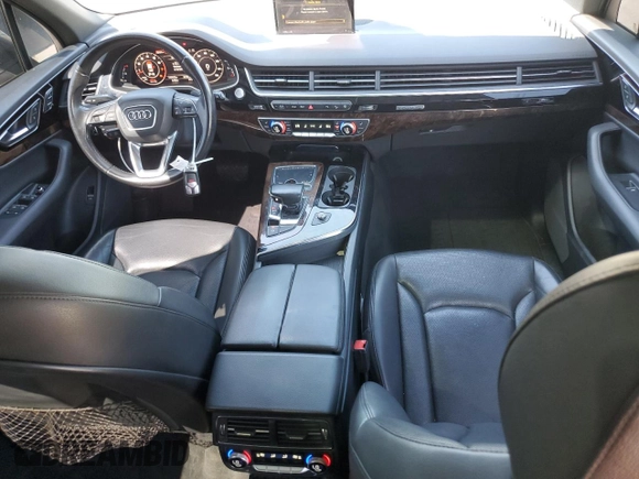 2017 Audi Q7 Premium Plus z VIN WA1LAAF72HD029468, wystawiony jako Copart lot #52747725 z przebiegiem 117 673 mil mil oraz Nie do naprawy • Non repairable. Historia ofert i sprzedaży dostępna na DreamBid. Obrazek 8.