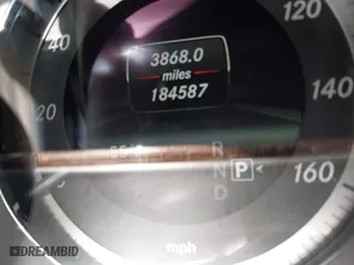 2013 Mercedes-Benz E-Class E 350 Luxury with VIN WDDHF5KB8DA729768, listed as a IAAI auction lot 42004944 with 184,587 mi miles. Bid and sale history available at carsss.com. Image 16.