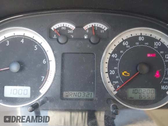 2004 Volkswagen Jetta GL z VIN 3VWRA69M64M039222, wystawiony jako IAAI lot #42262445 z przebiegiem 100 200 mil mil oraz . Historia ofert i sprzedaży dostępna na DreamBid. Obrazek 7.