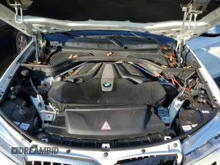 2016 BMW X6 xDrive50i with VIN 5UXKU6C52G0R99950, listed as a Copart auction lot 83029484 with 33,022 mi miles and Salvage Title. Bid and sale history available at carsss.com. Image 12.