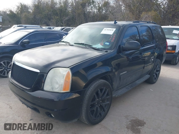 2012 GMC Yukon SLT with VIN 1GKS2CE06CR150096, listed as a IAAI auction lot 41703820 with 308,958 mi miles. Bid and sale history available at carsss.com. Image 22.
